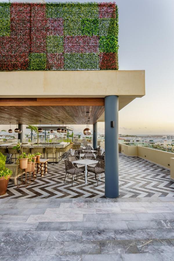 Singular Joy Residences Apartahotel Playa del Carmen